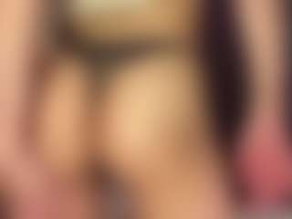 Live cam show with Selena - Gray Eyes on fapnchat