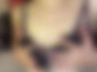 Selena's Live Sex Cam Show