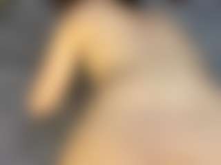 Selena's Live Sex Cam Show