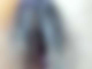 Live cam show with Franchezcaa - Teen (18+) on Instabang | colombia