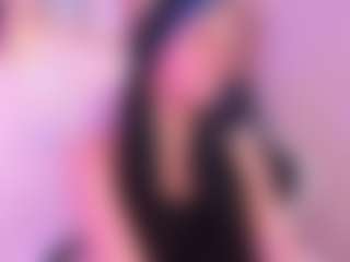 Live cam show with Franchezcaa - Innocent on Camiplay Live