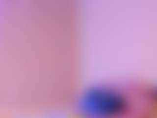 Live cam show with Franchezcaa - Innocent on Camsoda
