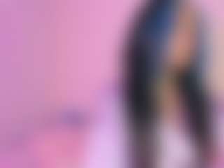 Live cam show with Franchezcaa - Curly on AdultVida.com