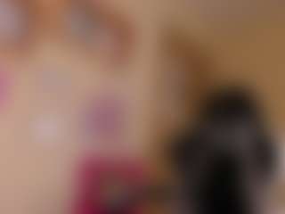 Live cam show with Franchezcaa - Innocent on Strip Flash - Live Sex Shows