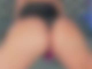 Live cam show with ValeryDiamondx - Middle Aged on fuklive.com