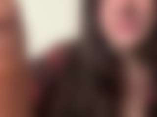 CarrieCat MILF webcam performer live streaming