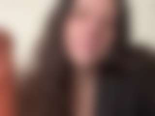 Live cam show with CarrieCat - Middle Aged on Streamer API