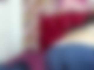 Live cam show with CloySmith - Shower on Milfs Live