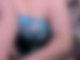 Live cam show with miss-courtney1 - Smoking on Camsoda