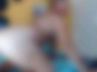 yeilamassbig's Live Sex Cam Show