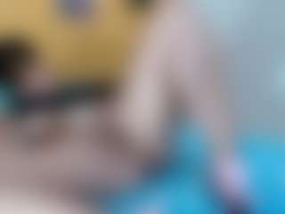 yeilamassbig's Live Sex Cam Show