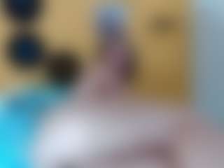 yeilamassbig's Live Sex Cam Show