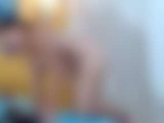 yeilamassbig's Live Sex Cam Show