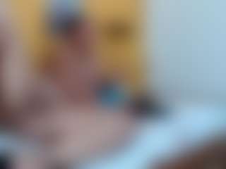 yeilamassbig's Live Sex Cam Show