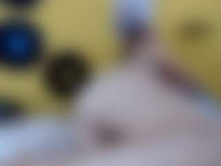 yeilamassbig's Live Sex Cam Show