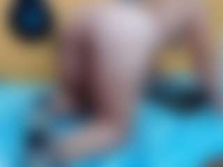 yeilamassbig's Live Sex Cam Show