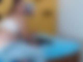 yeilamassbig's Live Sex Cam Show