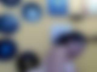 Live cam show with yeilamassbig - Small Cock on Hubzter Live