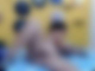 yeilamassbig's Live Sex Cam Show