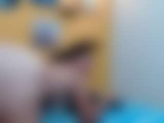 yeilamassbig's Live Sex Cam Show