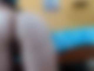 yeilamassbig's Live Sex Cam Show