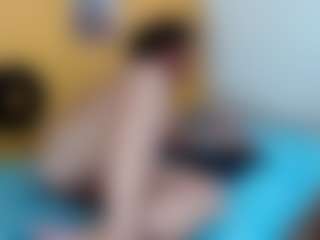 yeilamassbig's Live Sex Cam Show