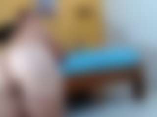 yeilamassbig's Live Sex Cam Show