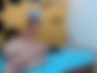 yeilamassbig's Live Sex Cam Show