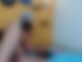 yeilamassbig's Live Sex Cam Show