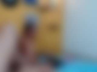 yeilamassbig's Live Sex Cam Show