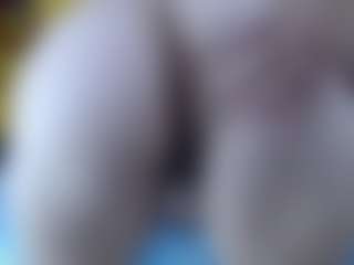 yeilamassbig's Live Sex Cam Show