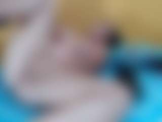 yeilamassbig's Live Sex Cam Show