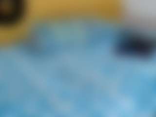 yeilamassbig's Live Sex Cam Show