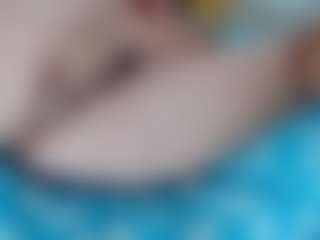 yeilamassbig's Live Sex Cam Show