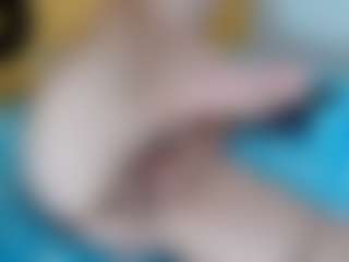 yeilamassbig's Live Sex Cam Show