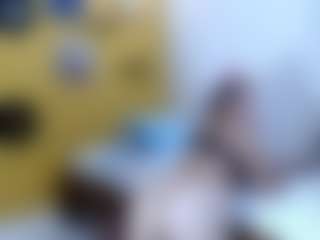 Live cam show with yeilamassbig - Blowjob on Camsoda