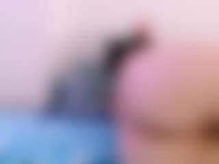 yeilamassbig's Live Sex Cam Show