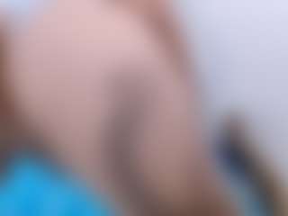 yeilamassbig's Live Sex Cam Show
