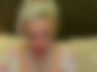 AlaskaAllila's Live Sex Cam Show