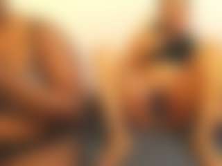 Busty42DDZA's Live Sex Cam Show