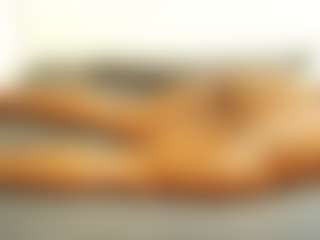 Live cam show with Busty42DDZA - Moaning on Hubzter Live