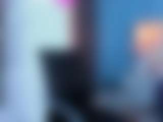 Live cam show with Charlothe01 - Ride Torso on Camsoda