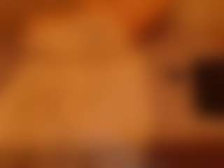 CocoBerryZA MILF webcam performer live streaming