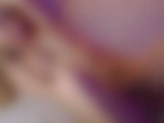 Live cam show with Leonor - Cute on Dolls Live