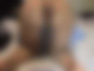 Live cam show with iAndroMedia - Brown Eyes on Chatstar