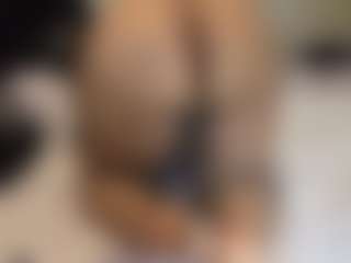 Live cam show with iAndroMedia - Dildo on Camiplay Live
