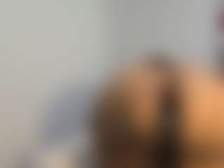 iAndroMedia's Live Sex Cam Show