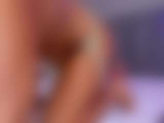 Live cam show with selena-monroy - Gagging on crypto-cams