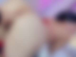 Live cam show with charlotsweett - Petite on googirlz