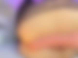 Live cam show with charlotsweett - Small Tits on SxyPornLive